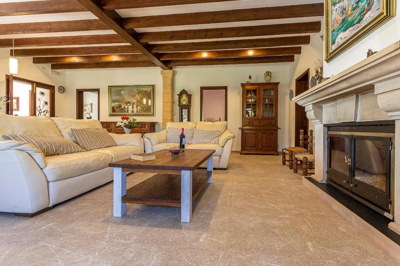 Family Villa Can Tomeu By Homevillas360 Pollenca